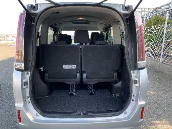 TOYOTA NOAH 2018 Image 24