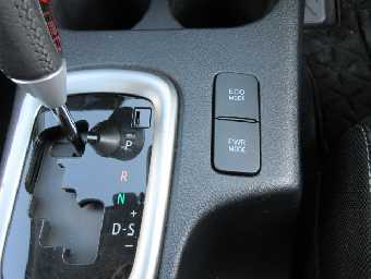 TOYOTA HILUX 2018 Image 18