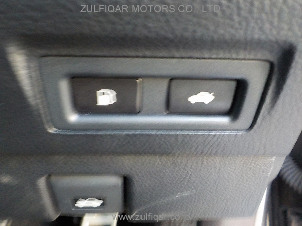 LEXUS LS 2013 Image 19