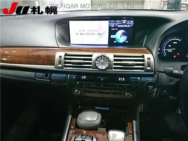 LEXUS LS 2013 Image 6