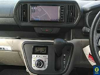 TOYOTA PASSO 2018 Image 6