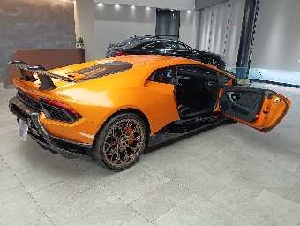 LAMBORGHINI HURACAN 2018 Image 11
