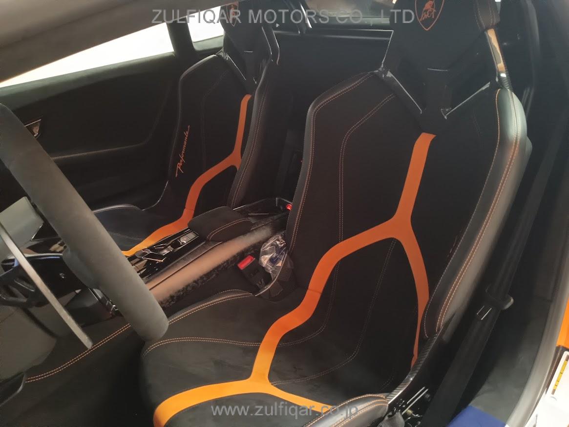 LAMBORGHINI HURACAN 2018 Image 23