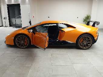LAMBORGHINI HURACAN 2018 Image 9