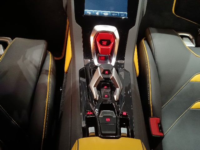 LAMBORGHINI HURACAN 2021 Image 47