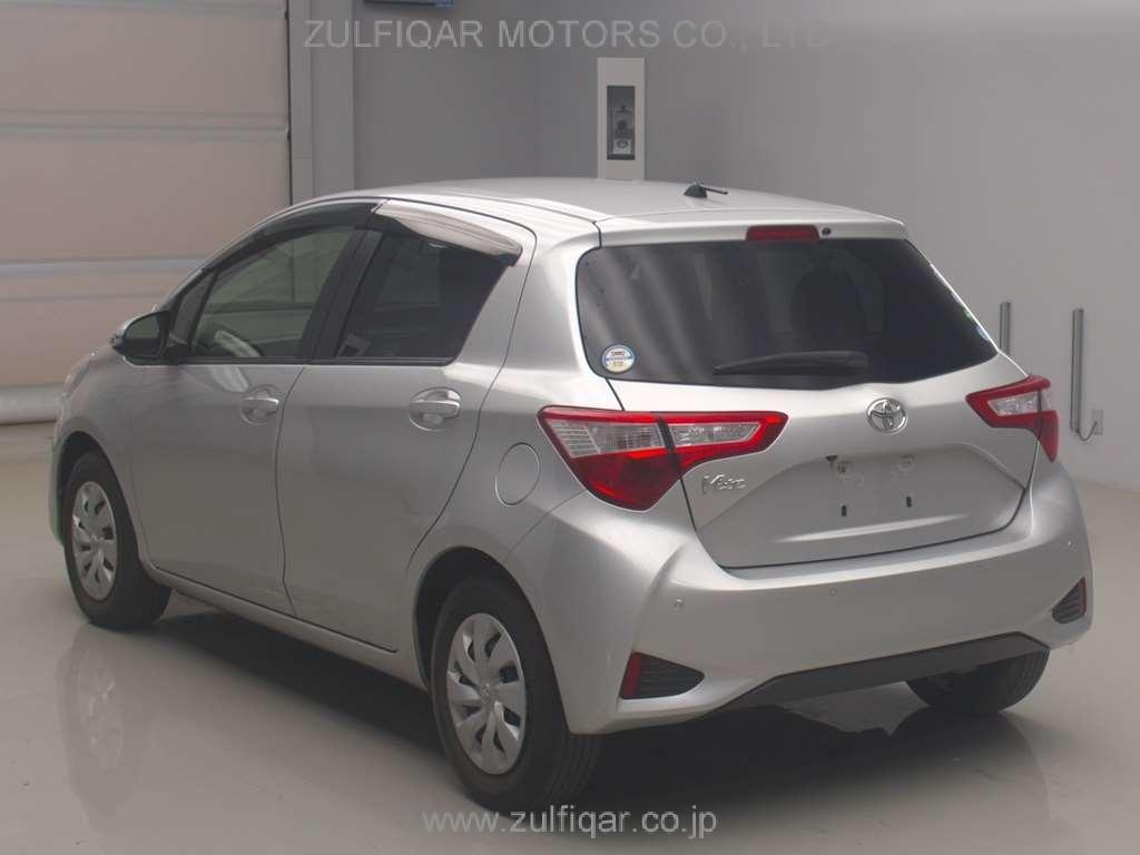 TOYOTA VITZ 2018 Image 4