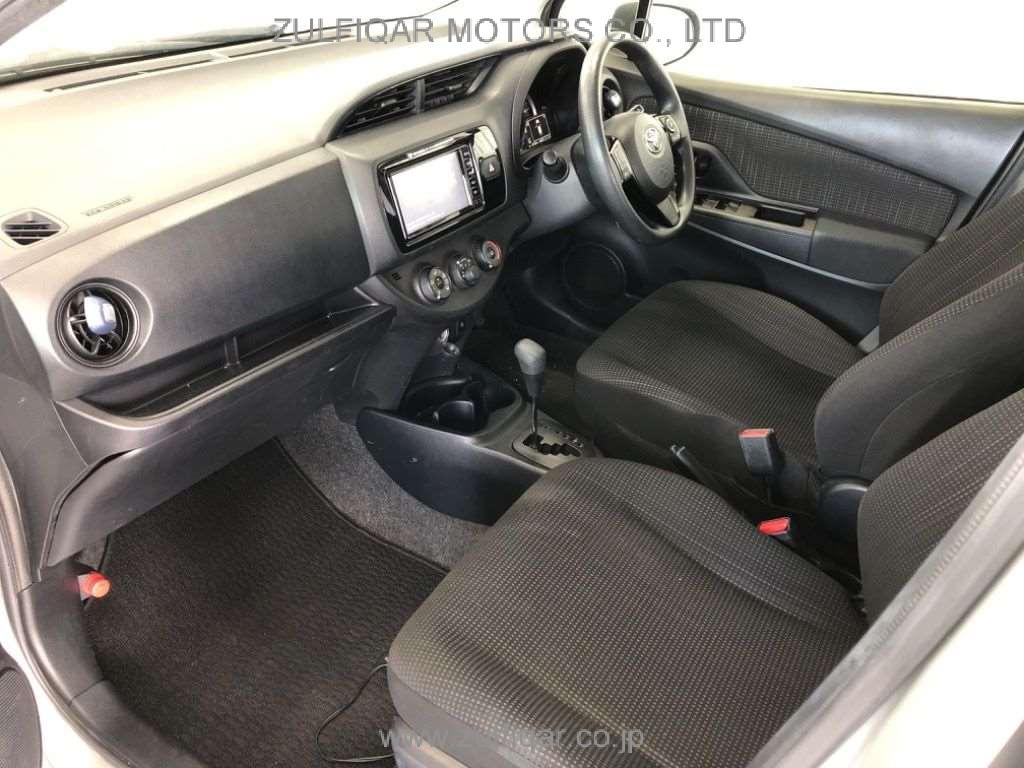 TOYOTA VITZ 2018 Image 7