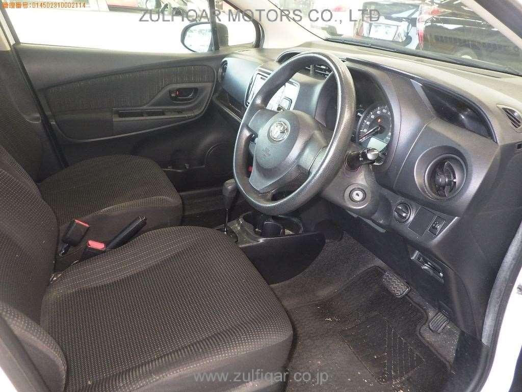 TOYOTA VITZ 2017 Image 5