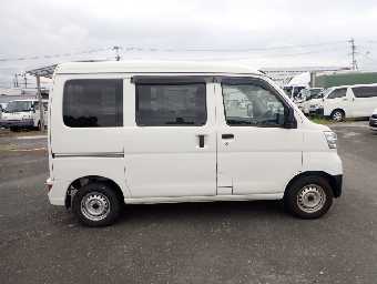 DAIHATSU HIJET CARGO 2019 Image 4