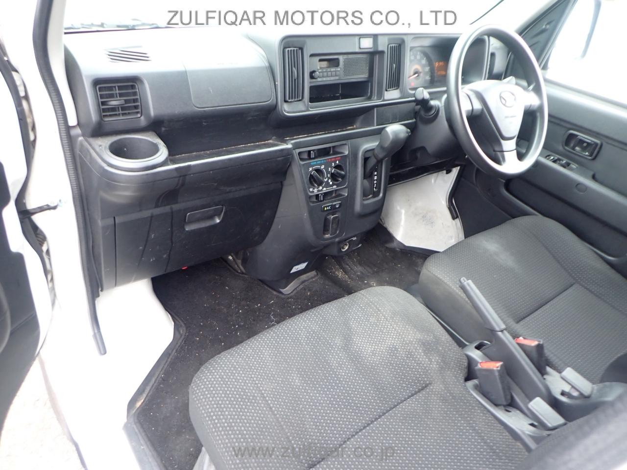 DAIHATSU HIJET CARGO 2019 Image 9