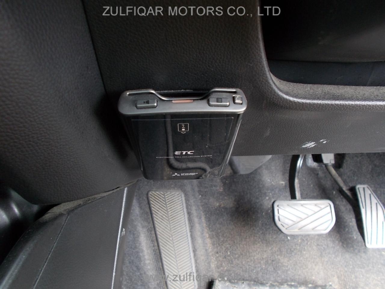 SUZUKI SWIFT 2018 Image 11