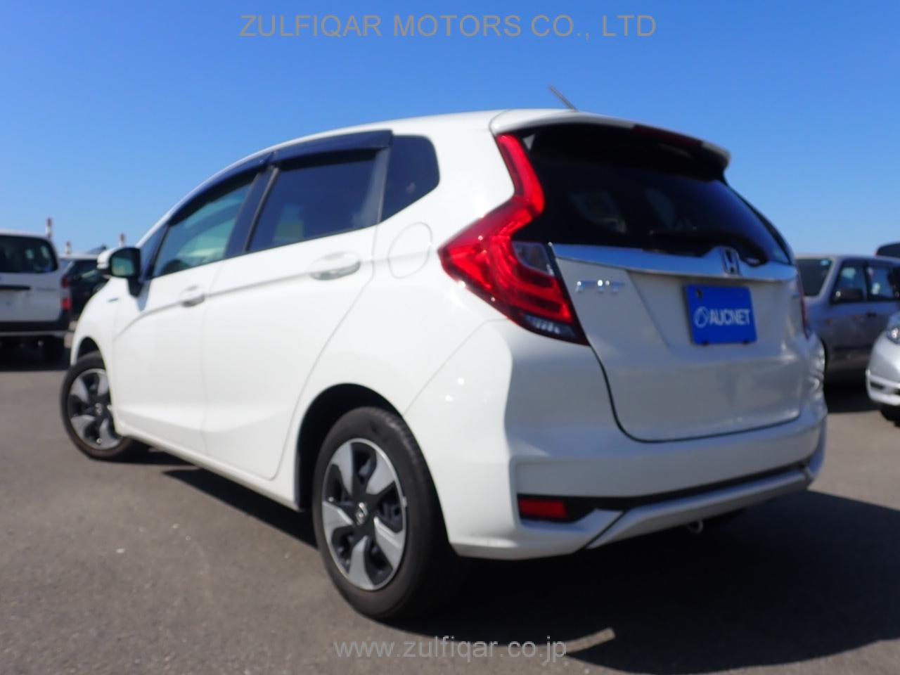 HONDA FIT HYBRID 2018 Image 2