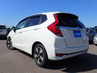 HONDA FIT HYBRID 2018 Image 2