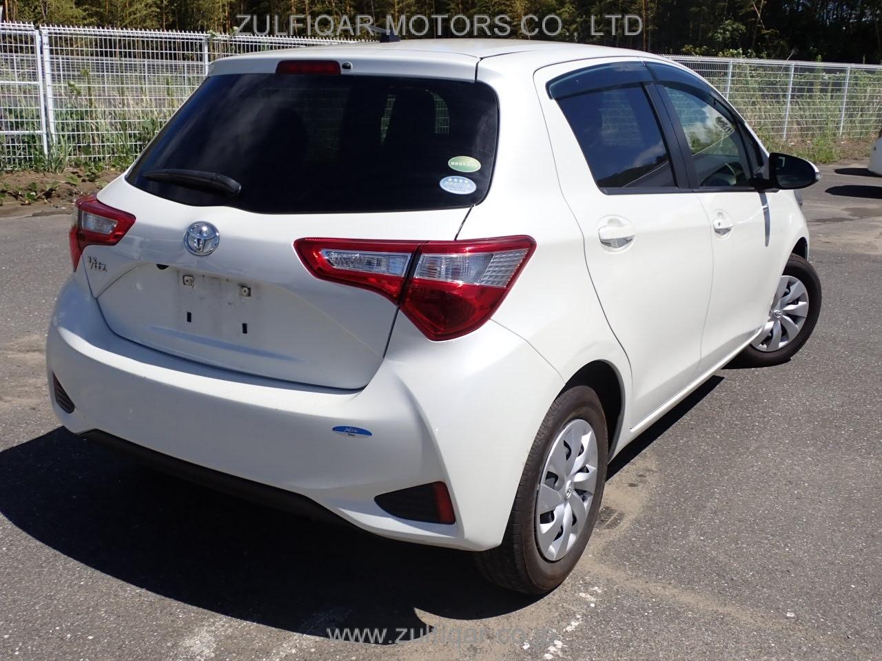 TOYOTA VITZ 2018 Image 2