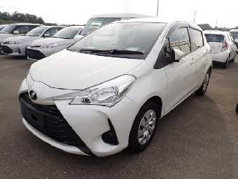 TOYOTA VITZ 2018 Image 7