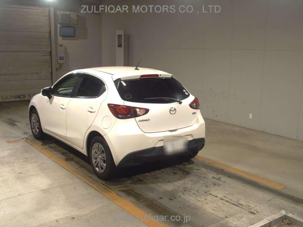 MAZDA DEMIO 2017 Image 4