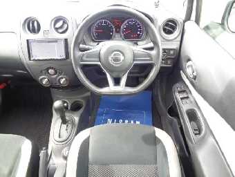 NISSAN NOTE 2018 Image 3