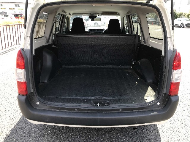 TOYOTA PROBOX 2018 Image 21