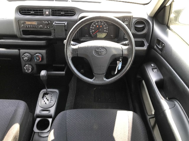 TOYOTA PROBOX 2018 Image 31