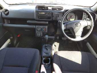 TOYOTA PROBOX 2018 Image 8