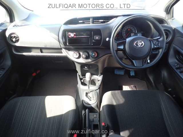 TOYOTA VITZ 2018 Image 3