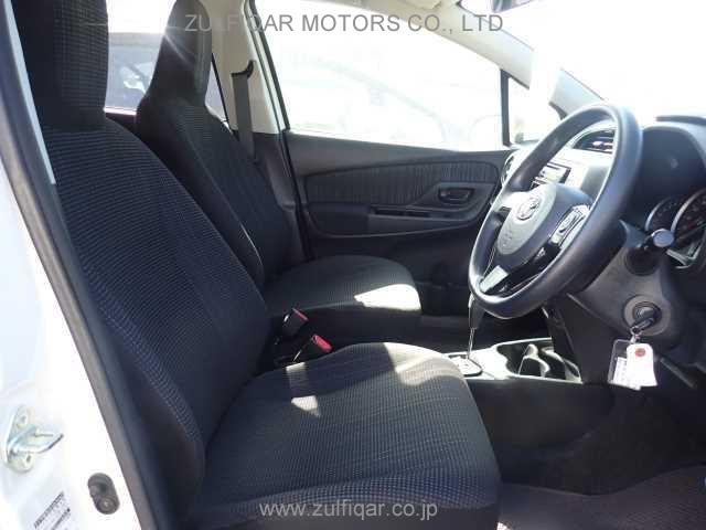 TOYOTA VITZ 2018 Image 6