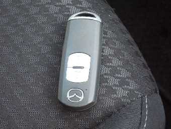 MAZDA DEMIO 2017 Image 8