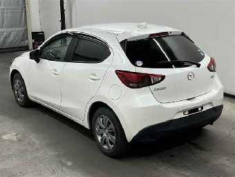 MAZDA DEMIO 2018 Image 2
