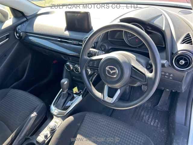 MAZDA DEMIO 2018 Image 3