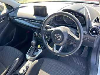 MAZDA DEMIO 2018 Image 3