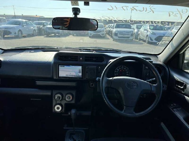 TOYOTA PROBOX 2018 Image 29