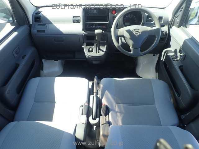 DAIHATSU HIJET CARGO 2017 Image 6