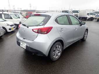 MAZDA DEMIO 2017 Image 2