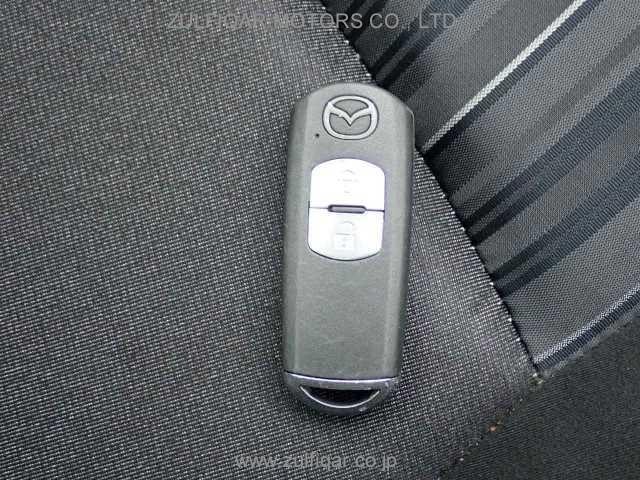 MAZDA DEMIO 2017 Image 11