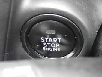 MAZDA DEMIO 2017 Image 9