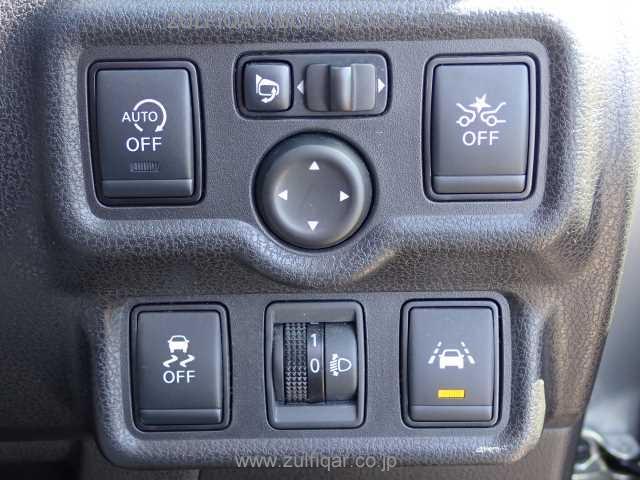 NISSAN NOTE 2017 Image 10