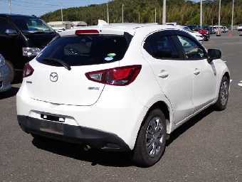MAZDA DEMIO 2017 Image 2