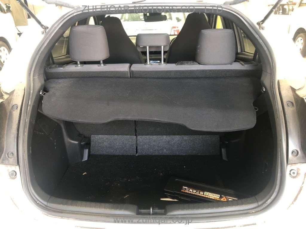 TOYOTA YARIS 2020 Image 12