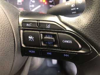 TOYOTA YARIS 2020 Image 9