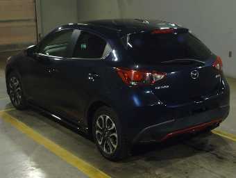 MAZDA DEMIO 2014 Image 4
