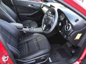 MERCEDES BENZ A CLASS 2013 Image 3