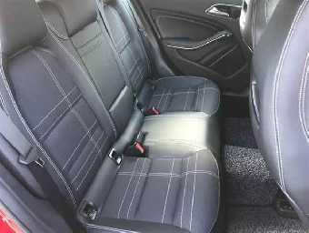 MERCEDES BENZ A CLASS 2013 Image 6