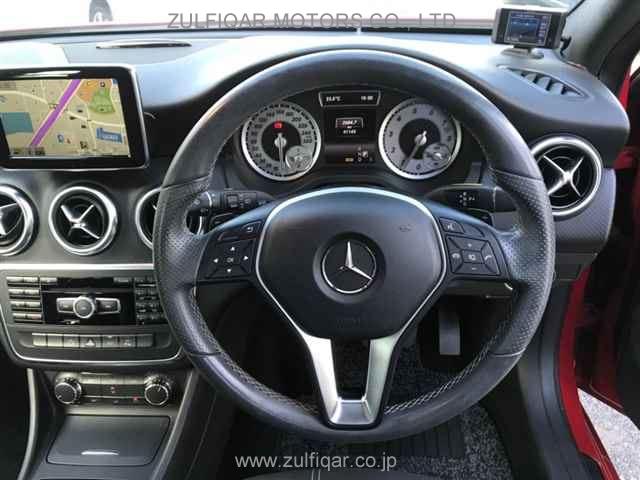 MERCEDES BENZ A CLASS 2013 Image 7