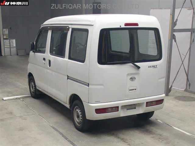 DAIHATSU HIJET CARGO 2017 Image 2