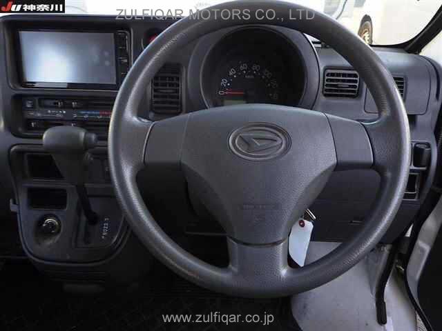 DAIHATSU HIJET CARGO 2017 Image 6