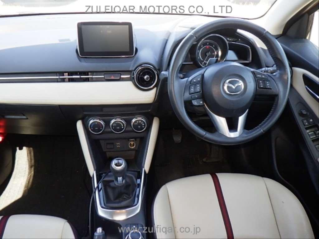 MAZDA DEMIO 2015 Image 6