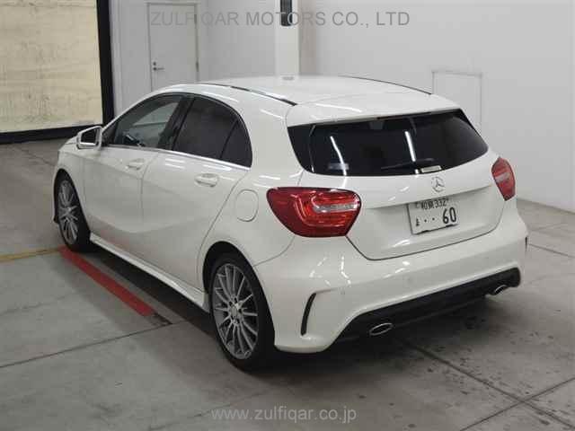 MERCEDES BENZ A CLASS 2013 Image 2