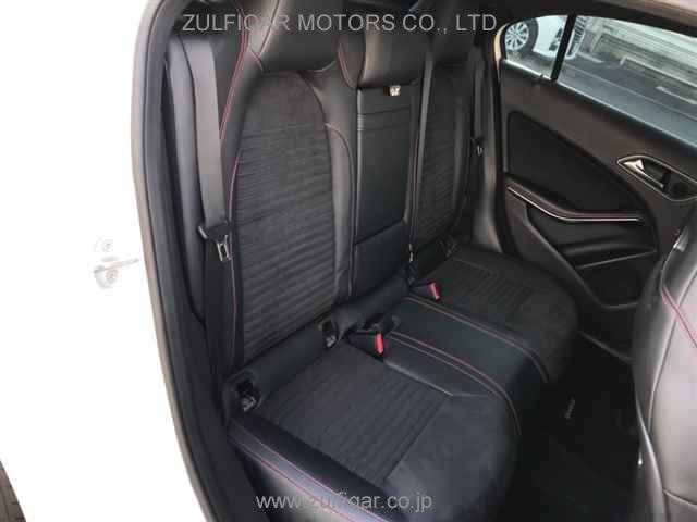 MERCEDES BENZ A CLASS 2013 Image 6