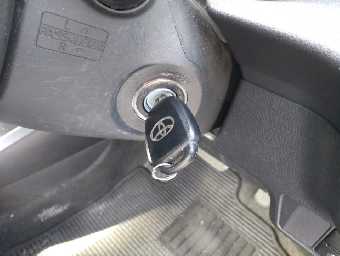 TOYOTA COROLLA AXIO 2018 Image 13