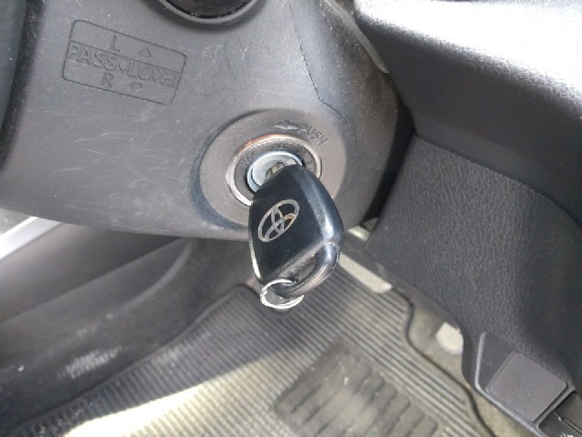 TOYOTA COROLLA AXIO 2018 Image 19